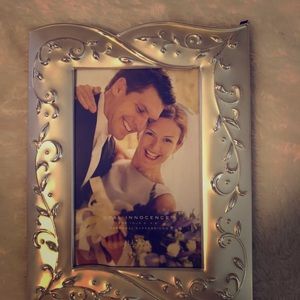 LENOX Frame - 4x6 - Opal Innocence